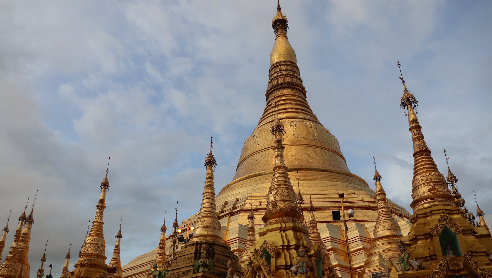 535999890_2000684204059655_800723015603878996_n